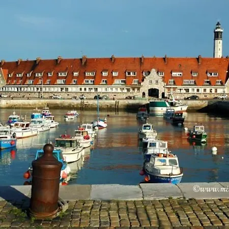 Cosy Avec Vue * كاليه