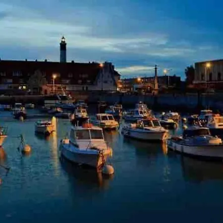 Cosy Avec Vue * كاليه